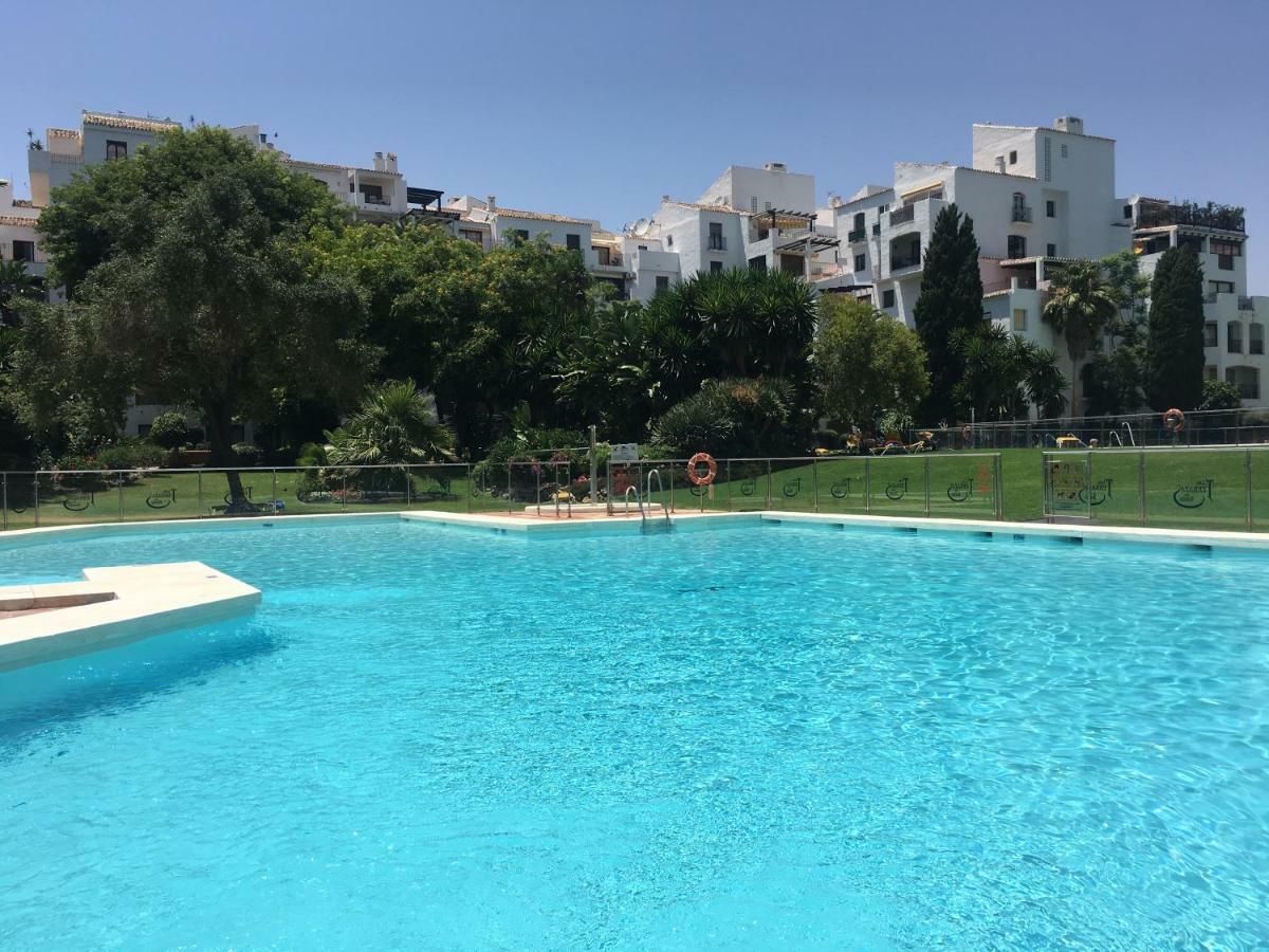 Apartmán Jardines Del Puerto Marbella Exteriér fotografie